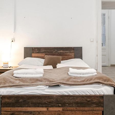 Vibrant 1Br - Ideal Long Stay Accommodation Виена Екстериор снимка